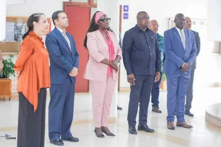 UM OLHAR SOBRE A NOSSA CIDADE