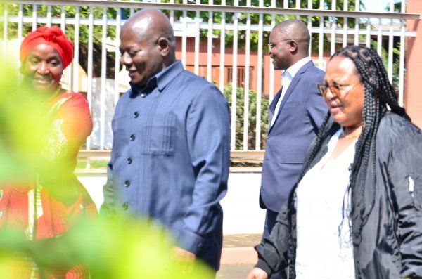 ASSEMBLEIA NACIONAL VISITA